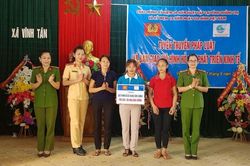 Phụ nữ Công an Quảng Trị phát huy vai trò tiên phong, gương mẫu trong các phong trào thi đua