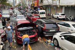 Mưa lũ lịch sử tại Đà Nẵng khiến 5 người tử vong, thiệt hại lớn về tài sản