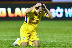 HAGL sắp bị kéo vào nhóm trụ hạng V.League