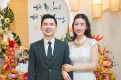 Dàn hoa hậu, á hậu bê tráp trong lễ ăn hỏi của hoa hậu Đỗ Mỹ Linh và thiếu gia Đỗ Vinh Quang