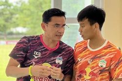 Bất cập chuyện cấp phép bóng đá chuyên nghiệp tại V.League