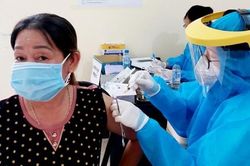 Nhiều nhân viên y tế ở Sóc Trăng xin nghỉ việc