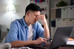 Điều gì xảy ra khi đàn ông lười 'yêu'?