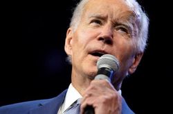 Ông Biden sẽ 'xả' kho dầu Mỹ ngay trước thềm bầu cử giữa kỳ?