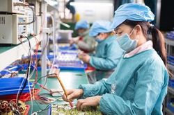 Khủng hoảng nợ đang đè nặng nhiều doanh nghiệp