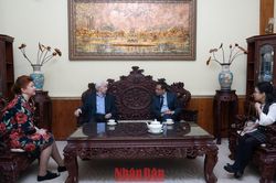 Trao đổi ý tưởng thành lập thư viện về Việt Nam tại Nga