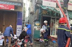Đà Nẵng: Cháy cửa hàng quần áo giữa trung tâm thành phố