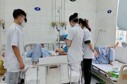 Hà Nội tăng mạnh sốt xuất huyết, nhiều ca biến chứng nặng