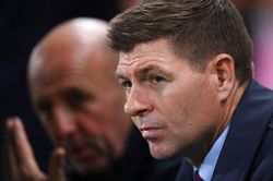 Steven Gerrard bị sa thải sau thất bại 0-3 trước Fulham