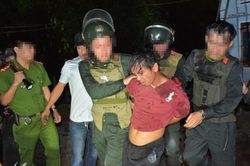 Quảng Nam: Bắt đối tượng chặn đường, chém 2 ông cháu thương vong