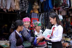 Nữ cán bộ, người lao động Agribank - 'Những bông hoa đẹp' năng động, sáng tạo