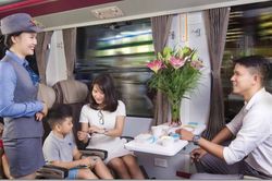 Quy định bán vé ghế phụ, thời gian thanh toán online vé tàu Tết Quý Mão 2023