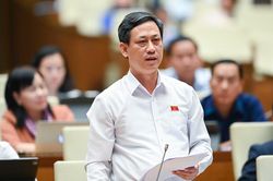 ĐBQH Mai Văn Hải (Đoàn ĐBQH tỉnh Thanh Hóa) tham gia góp ý vào dự án Luật Thực hiện dân chủ ở cơ sở