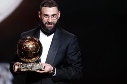 Karim Benzema tỏa sáng sau tai tiếng