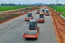 Nguy cơ 'vỡ' tiến độ cao tốc bắc-nam đoạn Mai Sơn-quốc lộ 45