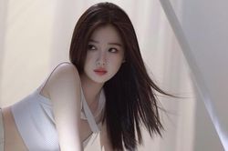 Vóc dáng của Ngu Thư Hân