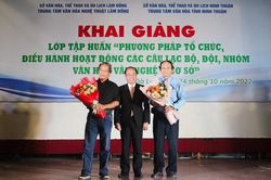 Bồi dưỡng phương pháp tổ chức, điều hành hoạt động các câu lạc bộ, đội, nhóm văn hóa văn nghệ ở cơ sở