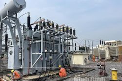 Công ty Điện lực Ninh Bình đẩy mạnh công tác thí nghiệm định kỳ thiết bị điện cho khách hàng