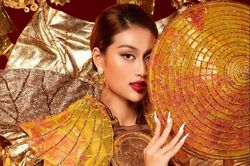 Thiên Ân lọt top 4 trang phục dân tộc đẹp nhất Miss Grand