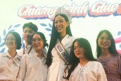 Tân Hoa hậu Lê Nguyễn Bảo Ngọc gợi ý cho Gen Z cách vượt qua áp lực đồng trang lứa