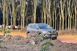 Điều tra vụ đập phá xe Fortuner, dùng cuốc đánh chủ xe tử vong ở rẫy cao su