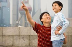 Các con đều là Tiến sĩ, người cha chia sẻ: Từ 5 tuổi trở đi, phải 'ép' con làm 3 điều