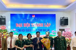Đại tá, bác sĩ CKII Lê Đình Ngoi được bầu làm Chi hội trưởng Chi hội Quân dân y tỉnh Gia Lai