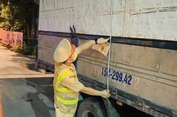 Xử lý xe quá tải phải liên tục, lâu dài, nhằm kéo giảm sâu ùn tắc và tai nạn giao thông