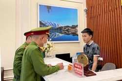 Cảnh báo việc du khách sử dụng ma túy