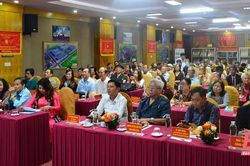 CLB thơ Đất Việt ra mắt tập thơ 'Như núi Thái Sơn'