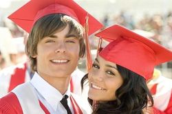 Vanessa Hudgens tiết lộ lý do trở lại 'High School Musical': Thực sự phim có phần 4?