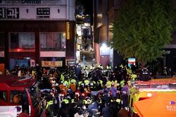 Nhân chứng thảm kịch đêm Halloween ở Itaewon: Thi thể ở khắp nơi