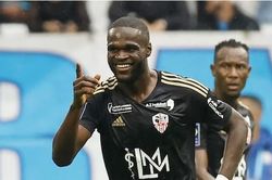 Soi kèo nhà cái Auxerre vs Ajaccio. Nhận định, dự đoán bóng đá Ligue 1 (19h00, 30/10)