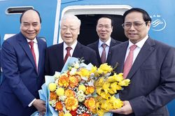 Tổng Bí thư Nguyễn Phú Trọng lên đường thăm chính thức Trung Quốc