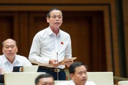 ĐBQH: Những 'lãng phí vô hình' làm mất cơ hội phát triển