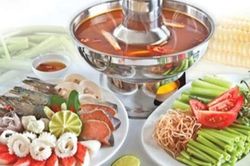 Cả nhà ăn lẩu hải sản chỉ 1 người phải đi viện, bác sĩ chỉ ra nguyên nhân