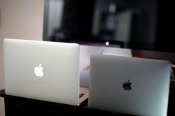 Logo quả táo phát sáng sắp trở lại trên MacBook