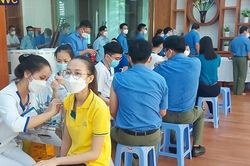 Nhiều người bệnh mãn tính mắc cúm biến chứng phải nhập viện