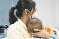 Dấu hiệu cảnh báo sốt xuất huyết nguy hiểm phải nhập viện