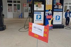 'Kể cả khi giá xăng tăng cũng không có hiện tượng bất thường như hiện nay'