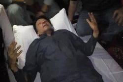 Cựu thủ tướng Pakistan bị ám sát hụt