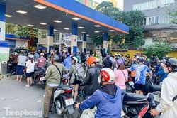 Chấp thuận cho xe chở xăng di chuyển vào nội thành Hà Nội 24/24h