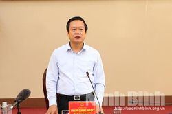 UBND tỉnh tổ chức hội nghị phiên thường kỳ tháng 11