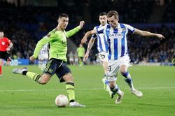 Man Utd gặp khó, nguy cơ đụng Barcelona, Juventus ở Europa League