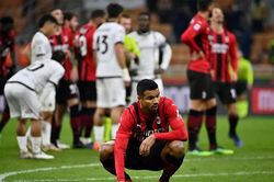 Soi kèo nhà cái AC Milan vs Spezia. Nhận định, dự đoán bóng đá Serie A (2h45, 6/11)