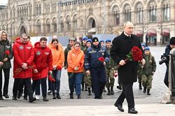 Nga thông báo số binh sĩ tham gia chiến dịch ở Ukraine, Mỹ khẳng định ủng hộ Kiev 'vững chắc và không thay đổi'