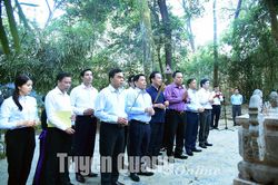 Đoàn công tác Đảng ủy Khối các cơ quan Trung ương về nguồn tại Tuyên Quang