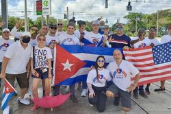 Cuba tiếp nhận một thứ thể hiện 'tình bạn từ người dân Mỹ'