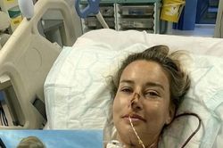 Đi khám nhiệt miệng, cô gái 27 tuổi phải cắt bỏ một nửa lưỡi vì ung thư