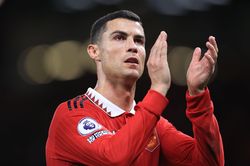 Xem trực tiếp bóng đá Aston Villa vs Man Utd trên kênh nào?